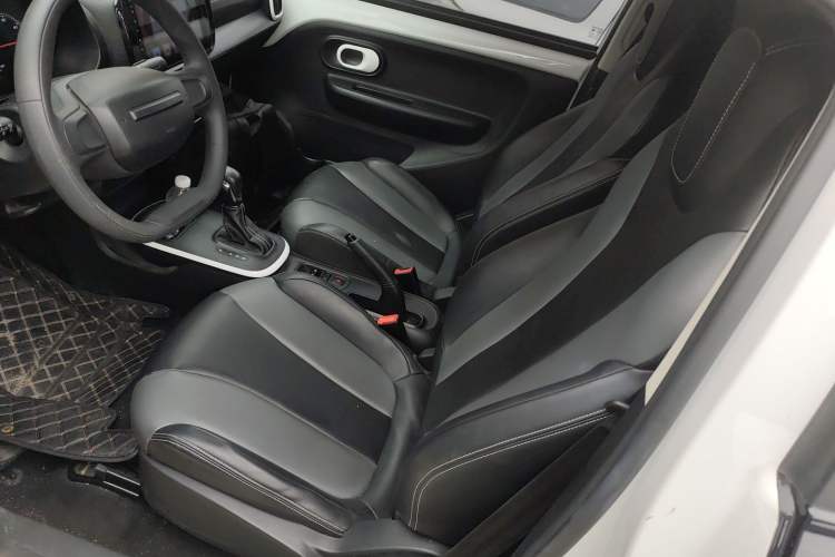 Used Roewe Clever 2022 311km QiQi BoBo Edition Left Front Seat