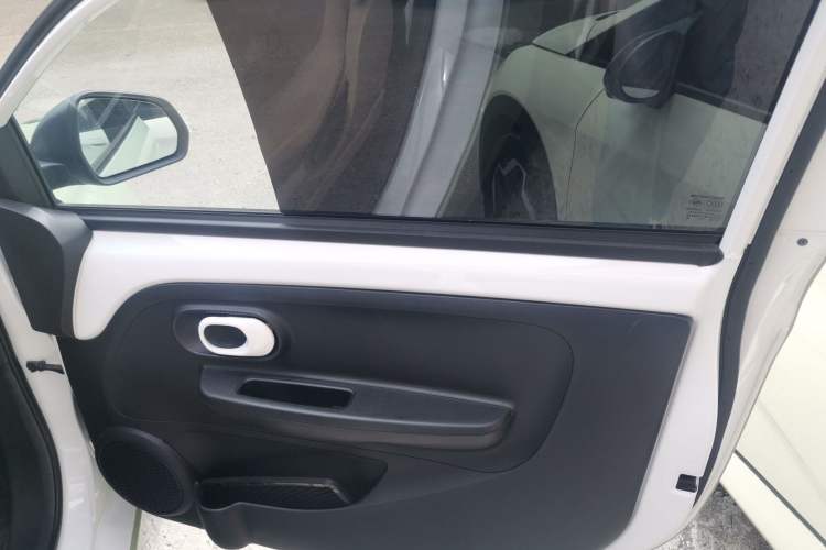 Used Roewe Clever 2022 311km QiQi BoBo Edition Right Rear Door Interior