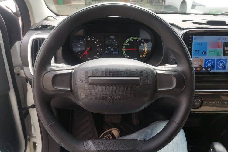 Used Roewe Clever 2022 311km QiQi BoBo Edition Steering Wheel