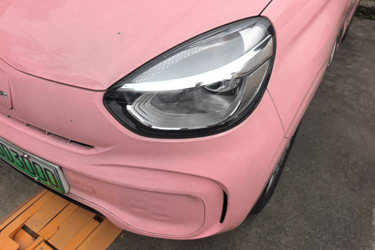 Used Roewe Clever 2022 311km QiQi BoBo Edition Left Front Headlight