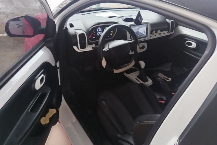 Used Roewe Clever 2022 311km QiQi BoBo Edition Driver Seat