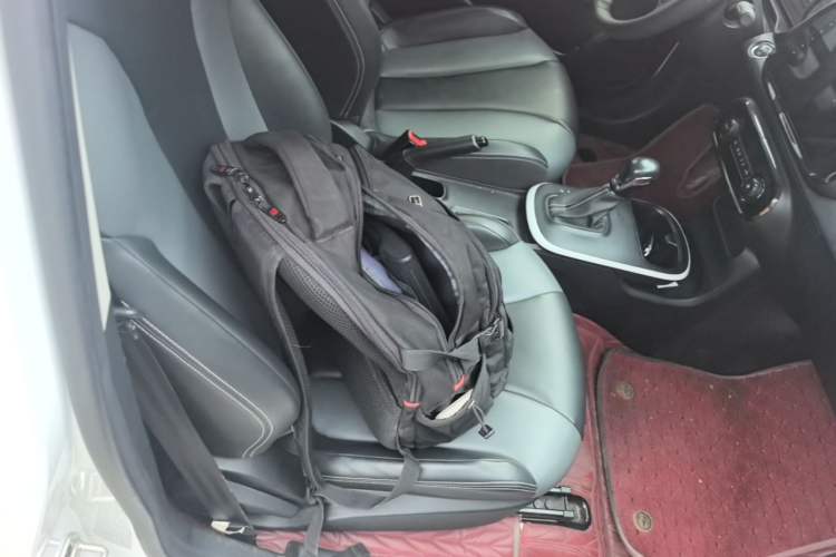 Used Roewe Clever 2022 311km QiQi BoBo Edition Right Front Seat