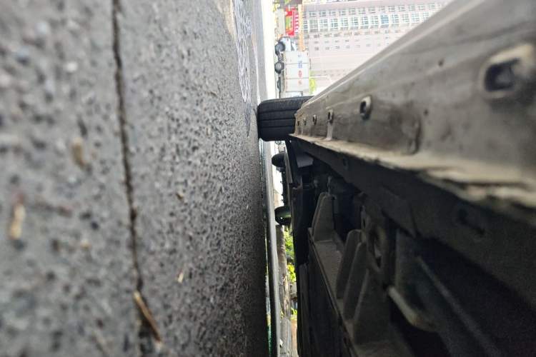 Used Roewe Clever 2022 311km QiQi BoBo Edition Chassis Rear Left