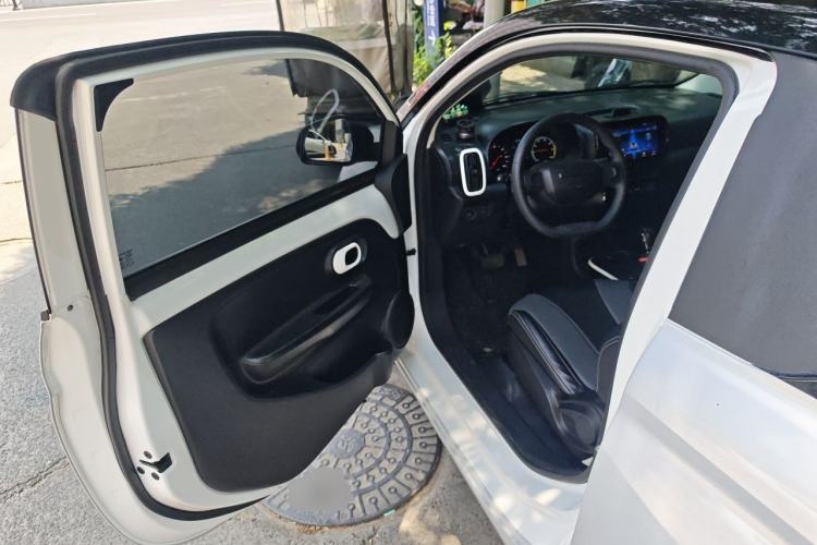 Used Roewe Clever 2022 311km QiQi BoBo Edition Driver Seat