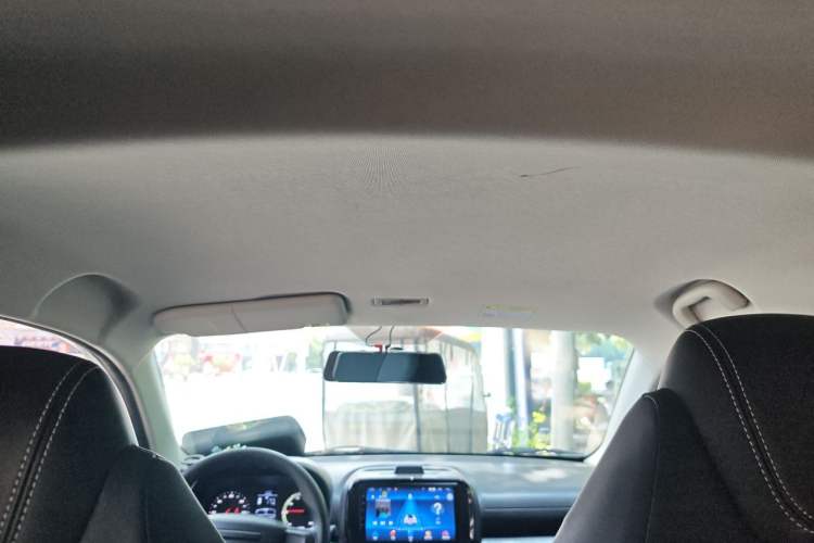 Used Roewe Clever 2022 311km QiQi BoBo Edition Headliner