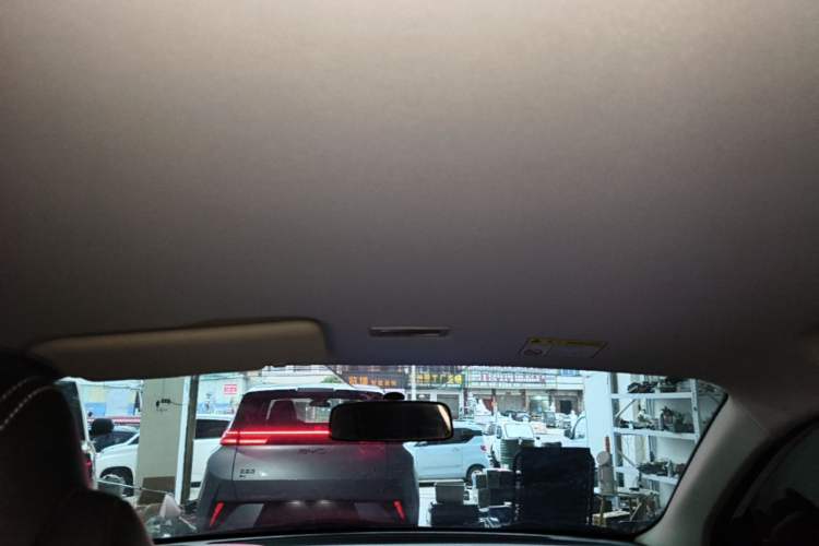 Used Roewe Clever 2022 311km QiQi BoBo Edition Headliner