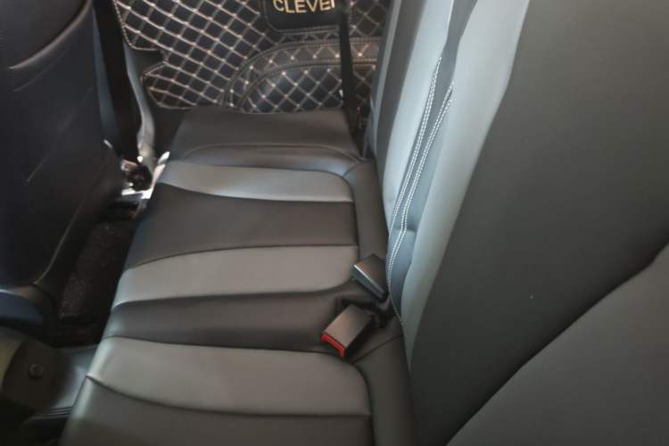 Used Roewe Clever 2022 311km QiQi BoBo Edition Left Rear Seat