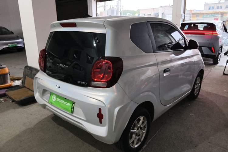 Used Roewe Clever 2022 311km QiQi BoBo Edition Rear Right 45 Deg