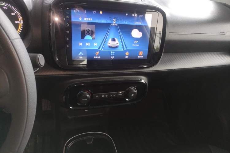 Used Roewe Clever 2022 311km QiQi BoBo Edition Audio And AC Panel