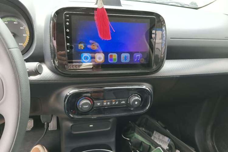 Used Roewe Clever 2022 311km QiQi BoBo Edition Audio And AC Panel