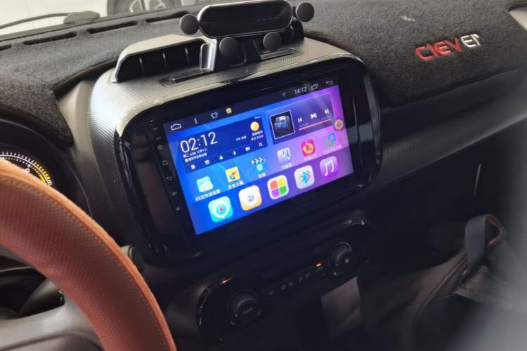 Used Roewe Clever 2022 311km QiQi BoBo Edition Audio And AC Panel