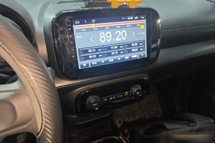 Used Roewe Clever 2022 311km QiQi BoBo Edition Audio And AC Panel