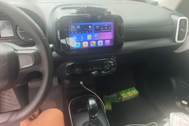 Used Roewe Clever 2022 311km QiQi BoBo Edition Audio And AC Panel