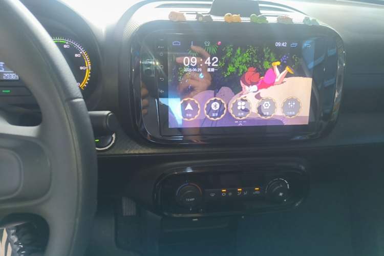 Used Roewe Clever 2022 311km QiQi BoBo Edition Audio And AC Panel