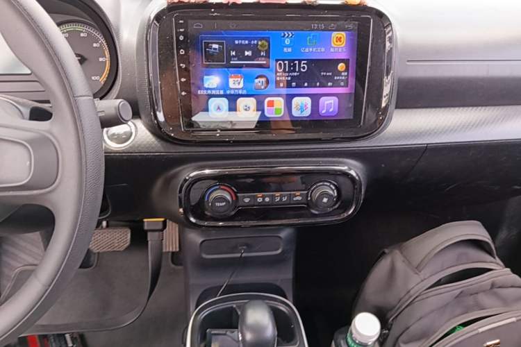 Used Roewe Clever 2022 311km QiQi BoBo Edition Audio And AC Panel