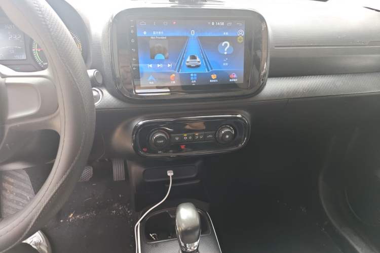 Used Roewe Clever 2022 311km QiQi BoBo Edition Audio And AC Panel