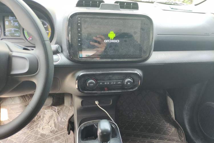 Used Roewe Clever 2022 311km QiQi BoBo Edition Audio And AC Panel