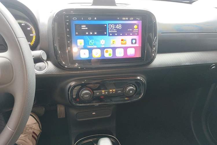 Used Roewe Clever 2022 311km QiQi BoBo Edition Audio And AC Panel