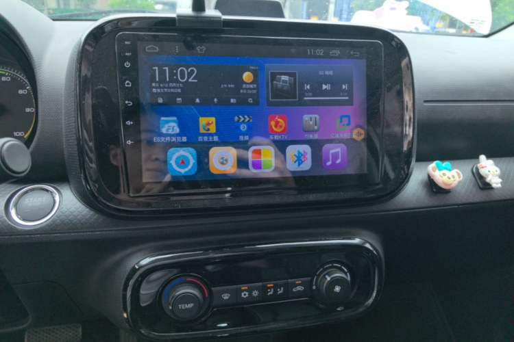 Used Roewe Clever 2022 311km QiQi BoBo Edition Audio And AC Panel