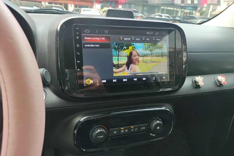 Used Roewe Clever 2022 311km QiQi BoBo Edition Audio And AC Panel