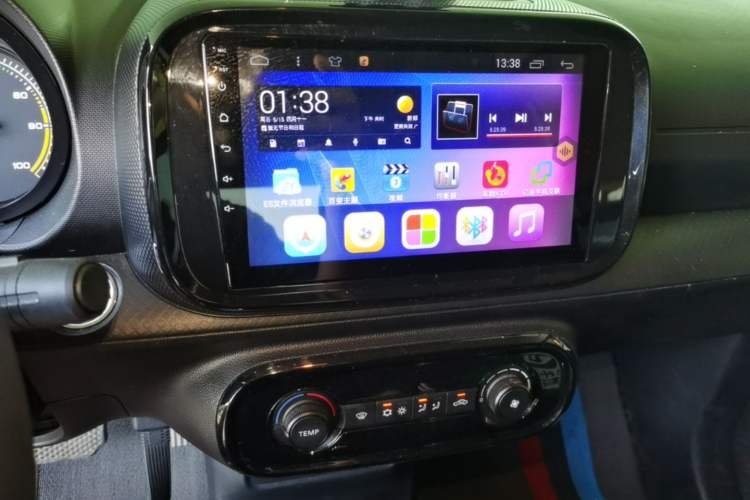 Used Roewe Clever 2022 311km QiQi BoBo Edition Audio And AC Panel