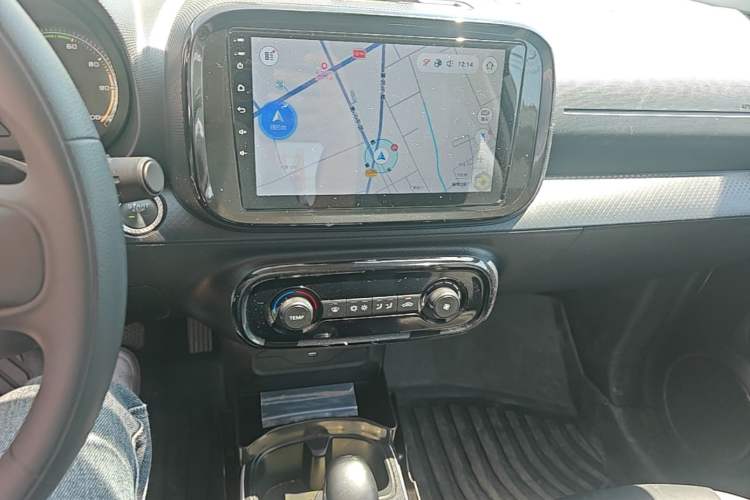 Used Roewe Clever 2022 311km QiQi BoBo Edition Audio And AC Panel