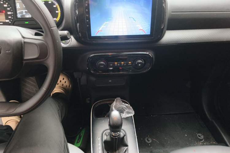 Used Roewe Clever 2022 311km QiQi BoBo Edition Audio And AC Panel