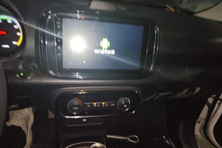 Used Roewe Clever 2022 311km QiQi BoBo Edition Audio And AC Panel