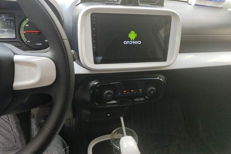 Used Roewe Clever 2022 311km QiQi BoBo Edition Audio And AC Panel