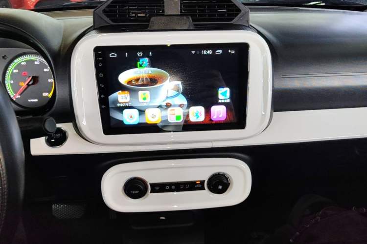 Used Roewe Clever 2022 311km QiQi BoBo Edition Audio And AC Panel