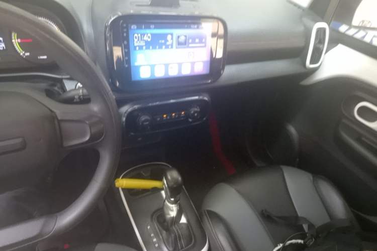Used Roewe Clever 2022 311km QiQi BoBo Edition Audio And AC Panel