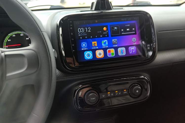 Used Roewe Clever 2022 311km QiQi BoBo Edition Audio And AC Panel