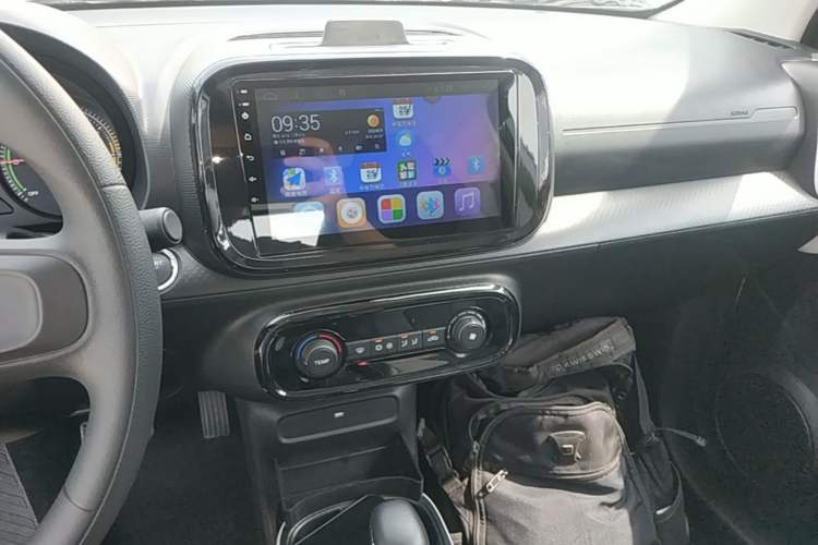 Used Roewe Clever 2022 311km QiQi BoBo Edition Audio And AC Panel