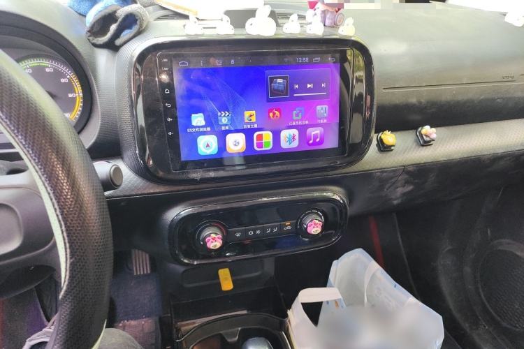 Used Roewe Clever 2022 311km QiQi BoBo Edition Audio And AC Panel