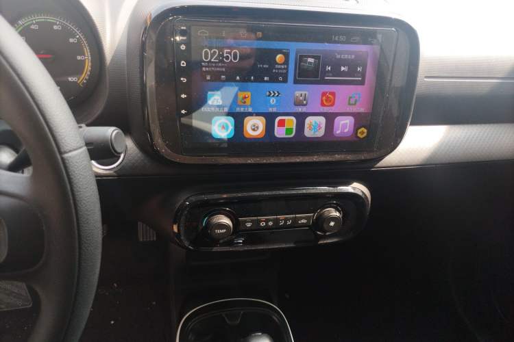 Used Roewe Clever 2022 311km QiQi BoBo Edition Audio And AC Panel
