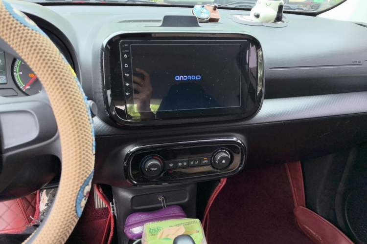 Used Roewe Clever 2022 311km QiQi BoBo Edition Audio And AC Panel