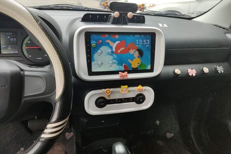 Used Roewe Clever 2022 311km QiQi BoBo Edition Audio And AC Panel