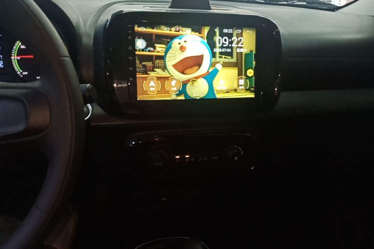 Used Roewe Clever 2022 311km QiQi BoBo Edition Audio And AC Panel