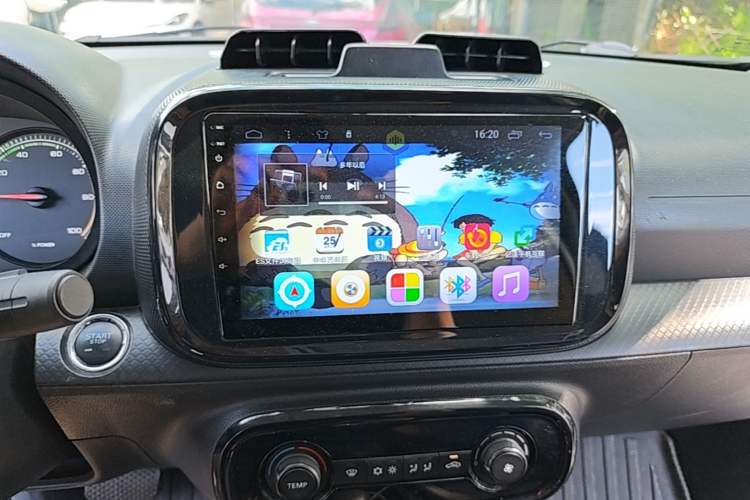 Used Roewe Clever 2022 311km QiQi BoBo Edition Audio And AC Panel