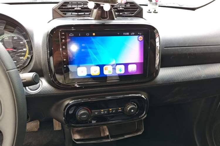 Used Roewe Clever 2022 311km QiQi BoBo Edition Audio And AC Panel