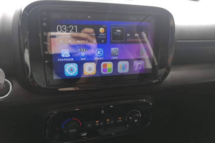 Used Roewe Clever 2022 311km QiQi BoBo Edition Audio And AC Panel
