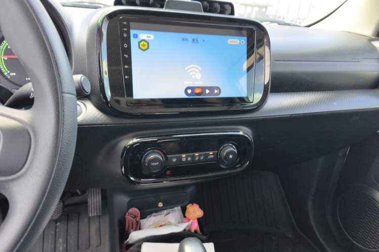 Used Roewe Clever 2022 311km QiQi BoBo Edition Audio And AC Panel