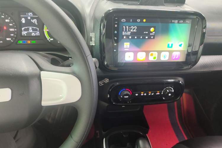 Used Roewe Clever 2022 311km QiQi BoBo Edition Audio And AC Panel
