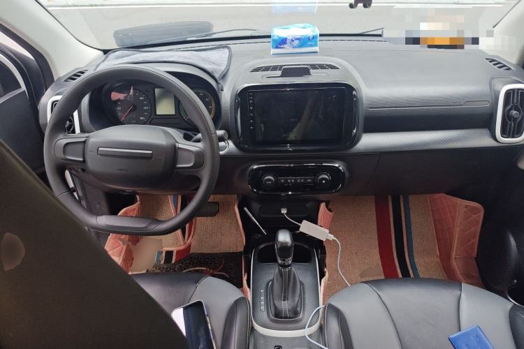 Used Roewe Clever 2022 311km QiQi BoBo Edition Center Console