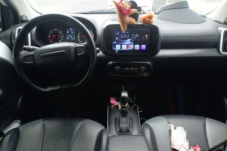Used Roewe Clever 2022 311km QiQi BoBo Edition Center Console