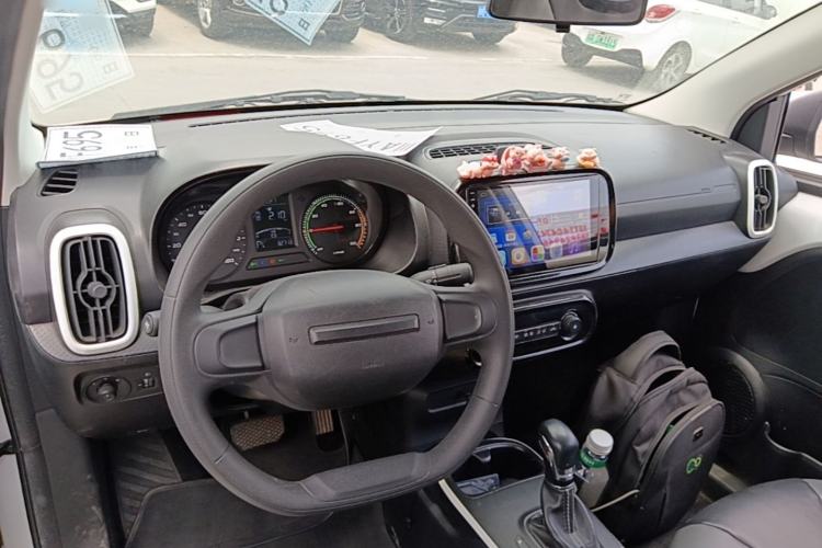 Used Roewe Clever 2022 311km QiQi BoBo Edition Center Console