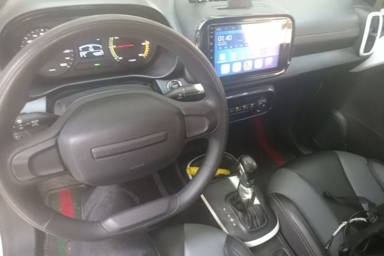 Used Roewe Clever 2022 311km QiQi BoBo Edition Center Console