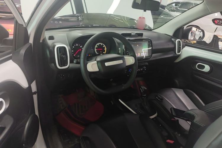 Used Roewe Clever 2022 311km QiQi BoBo Edition Center Console