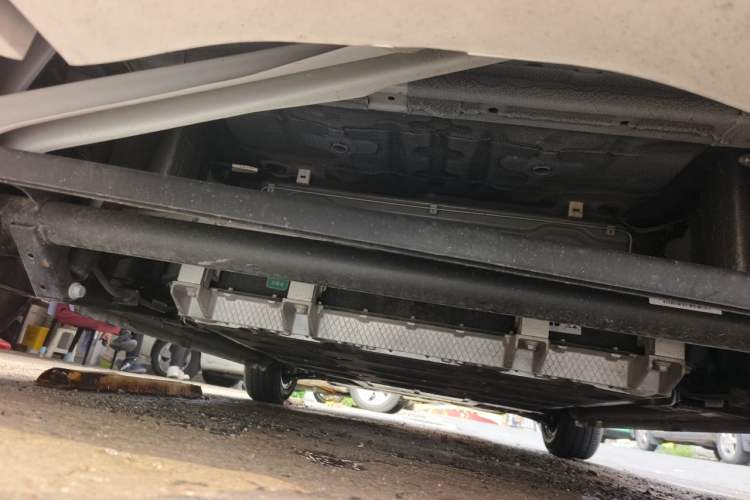 Used Roewe Clever 2022 311km QiQi BoBo Edition Chassis Rear