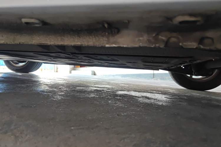Used Roewe Clever 2022 311km QiQi BoBo Edition Chassis Rear Left